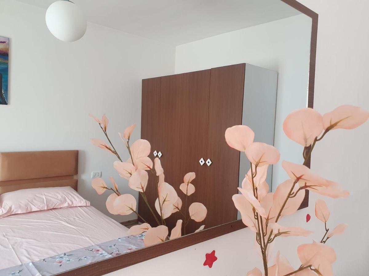 Apartment In The Heart Of Tirana , Bllok Eksteriør bilde