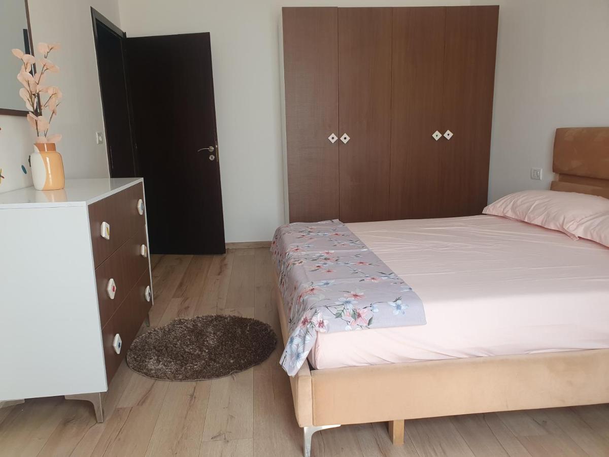 Apartment In The Heart Of Tirana , Bllok Eksteriør bilde